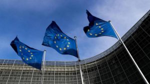 الاتحاد الأوروبي يهدد باستهداف سلعا أمريكية بقيمة 35 مليار يورو