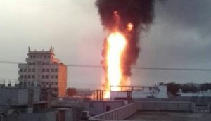 انفجار عنيف بمدينة عدن “صورة من الإنفجار”