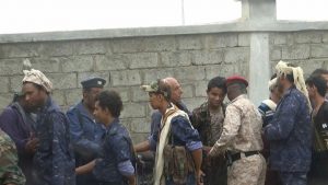 الحديدة : زيارات عيدية لجبهة كيلو 16 وجرحى الجيش واللجان الشعبية (صور)