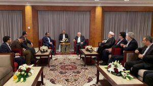 رئيس الوفد الوطني يلتقي وزير الخارجية الإيراني
