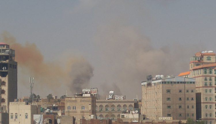 غارات على العاصمة صنعاء