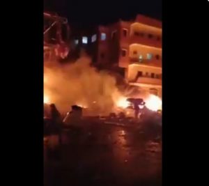 شاهد.. أول فيديو من انفجار مدخل مطار عدن الدولي
