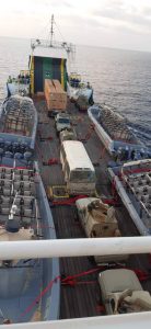 المشاهد الكاملة التي توثق عمليات نقل الأسلحة عبر سفينة الشحن الإماراتية روابي “فيديو”