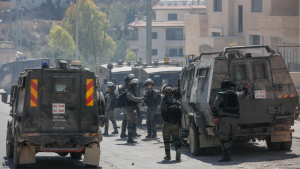 استشهاد شاب فلسطيني وإصابة اثنين برصاص الاحتلال الصهيوني غرب رام الله