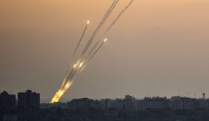 فلسطين.. إطلاق صاروخ من قطاع غزة نحو مستوطنات الغلاف