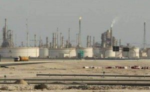 اكبر الشركات الأجنبية انتاجاً للنفط في وادي وصحراء حضرموت تعلن “الخميس” تعليق عملياتها النفطية في اليمن