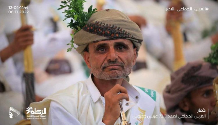 صور للعرسان كبار السن والمعاقين والجرحى المشاركين في العرس الجماعي لعدد 720 عريس وعروس بمحافظة #ذمار 17