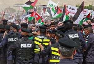 بعد استدعائها سفيرها من “إسرائيل”.. الأردن تشترط وقف الحرب للعودة!