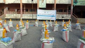 تدشين توزيع السلال الغذائية لأسر الشهداء في محافظة حجة