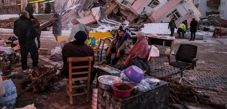الناجين من الزلزال سوريا