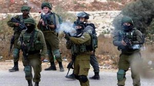 إصابة عشرات الفلسطينيين في مواجهات مع قوات العدو الإسرائيلي بالضفة والقدس المحتلتين