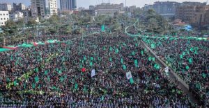 حماس : من يهدد بمحي حوارة سيُمحى من الوجود