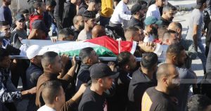 استشهاد شاب فلسطيني برصاص مستوطن في الداخل المحتل