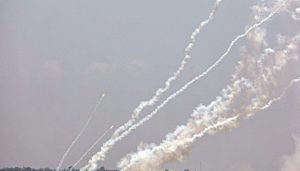 إصابة 4 صهاينة أحدها خطيرة جراء القصف الصاروخي للمقاومة في غزة