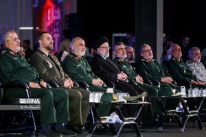 أول تعليق للرئيس الإيراني على الصاروخ المرعب “فتاح” +الخصائص