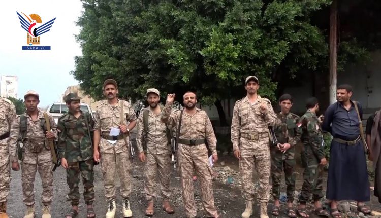 وزير الدفاع يتفقد أحوال المقاتلين في محور تعز 2