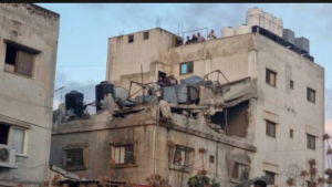 العدو الإسرائيلي يفجر منزل شهيد فلسطيني ويعتقل العشرات في الضفة