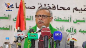 صنعاء تدشن ذكرى المولد النبوي ورئيس الحكومة يدعو لإقتفاء سلوك قائد الثورة (صور)