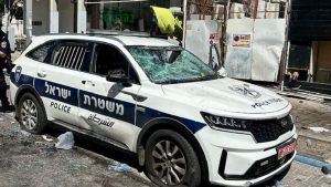 إسرائيل تشتعل.. مواجهات عنيفة وسط تل أبيب وقتلى وجرحى بالعشرات (صور+فيديو)