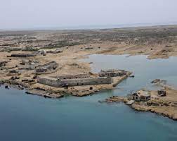 وردنا الآن.. القوات المسلحة اليمنية تشن هجوما على احدى اكبر القواعد العسكرية الإسرائيلية المطلة على البحر الأحمر (تفاصيل)
