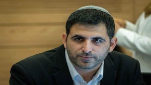 وفد صهيوني برئاسة وزير اتصالات العدو الإسرائيلي يصل الرياض