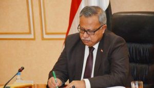 رئيس حكومة تصريف الأعمال بصنعاء يكتب عن السقوط الأخلاقي