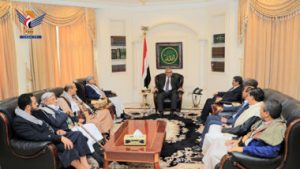 رئيس حكومة تصريف الأعمال يلتقي رئيس اللجنة الدستورية بمجلس الشورى