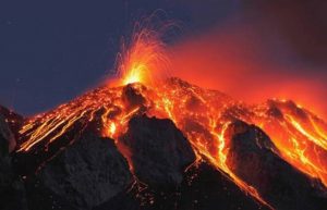 اكتشاف أكبر منطقة بركانية في العالم