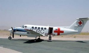 بعد منعها لمدة 17 يومياً وصول أول رحلة للصليب الأحمر إلى مطار صنعاء