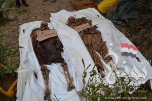 شاهد.. العثور على المزيد من الجثث في مقابر جماعية بمحافظة تعز