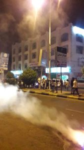 يحدث الآن: مواجهات عنيفة وسط مدينة عدن