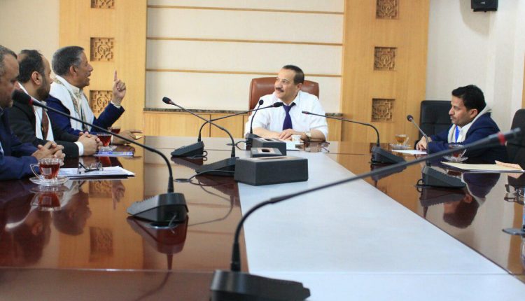 بالصور.. وزير الخارجية ونائبه يلتقيان رئيس وأعضاء لجنة إعادة الإنتشار