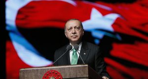 أردوغان يكشف المستور عن التفاصيل اللوجستية لمقتل “خاشقجي” والأدلة القاطعة على تورط “بن سلمان”