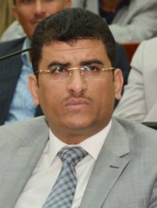 وزير المالية يكشف 3 شخصيات بارزة تقف خلف تدهور القيمة الشرائية للعملة اليمنية مقابل الدولار