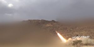 ثلاثية صاروخية من طراز زلزال1 تبدد تجمعات الخونة قبالة “علب”
