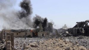 مقاتلات العدوان تقصف معسكر الجمهورية وعدد من المركبات بمدينة صعدة