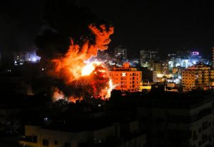 الإمارات تشارك في قصف غزة