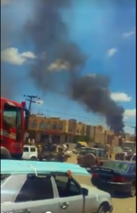 غارة للتحالف تُحدِثُ حريقاً هائلاً في هذه المنطقة من العاصمة صنعاء