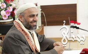 مفتي الديار اليمنية يكشف لـ”يمني برس” دلالات ظهور اليماني بجوار وزير خارجية العدو الإسرائيلي